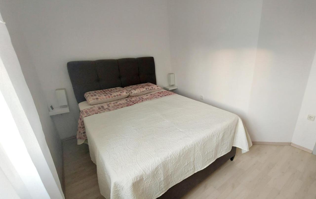 Apartman Near Fazana-500 From The Sea Exterior foto